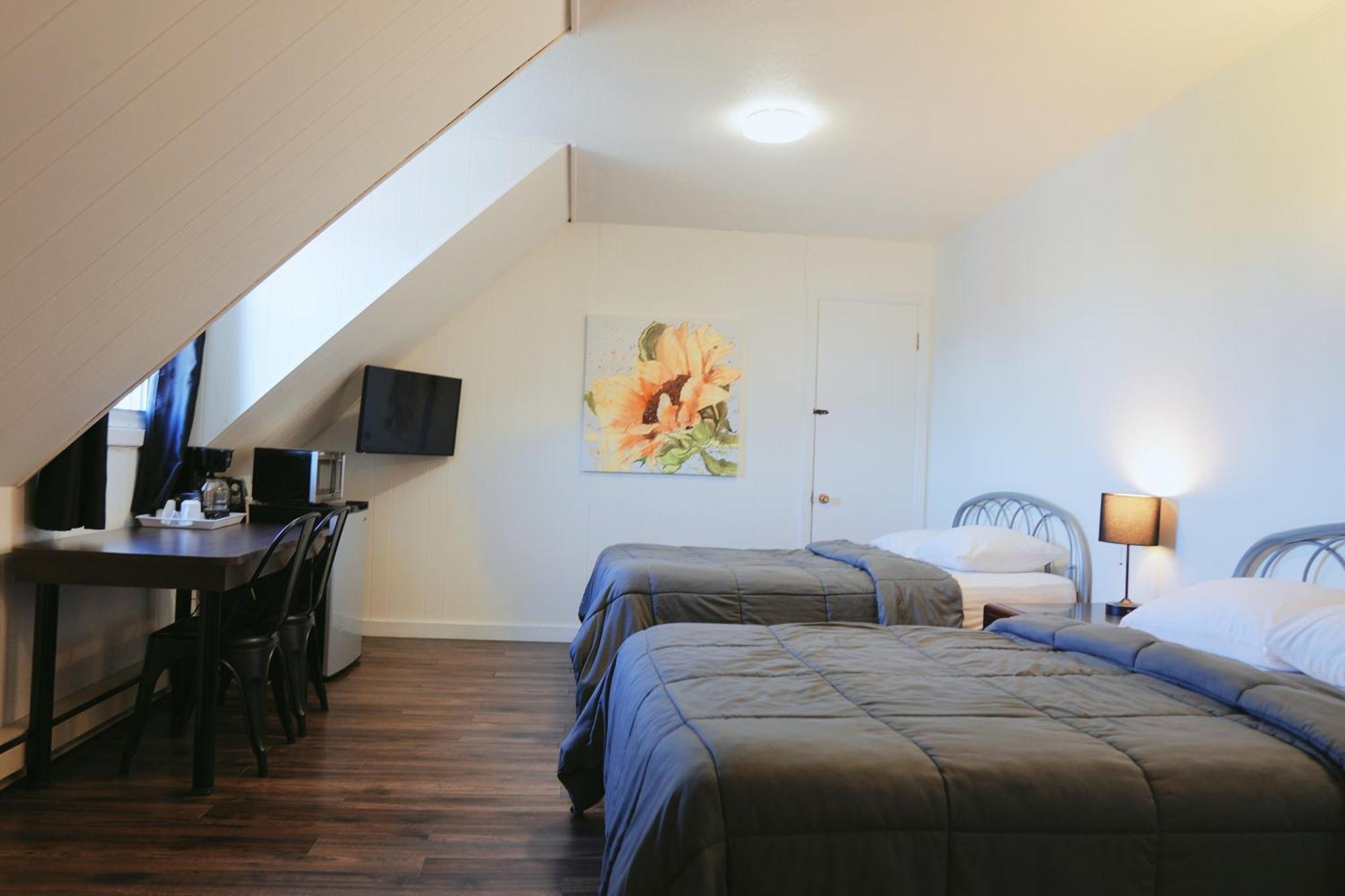 Motel Grande Ile Салаберри-де-Валлифилд Экстерьер фото